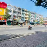 Khu vip quận 8 - Mặt tiền Tạ Quang Bửu - ngang khủng 8m giá chỉ 4x tỷ