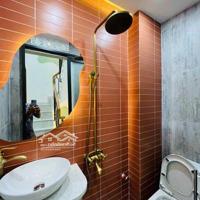 Kẹt Tiền Bán Gấp Nhà Hẻm 1/ Nguyễn Văn Trỗi Tân Bình. Giá Bán 3Tỷ9,Diện Tích44M2