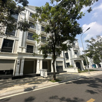 Nhà Phố 84M2 - 13 Tỷ 300 Triệu Tại Vinhomes Grand Park . Top Giá Tốt Nhất Vinhomes Grand Park
