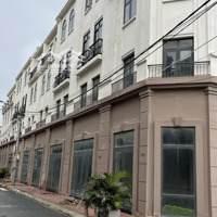Bán Biệt Thự Tại Đường 422, Sơn Đồng, Hoài Đức, Hà Nội, Giá Chỉ 11X Tỷ, 75M2 Sẵn Sổ Giao Dịch