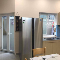 Chính Chủ Cần Bán Biệt Thự Minidiện Tích6M X 15,4M (Có Cổng Và Sân Vườn Trước). Hẽm Xe Hơi,