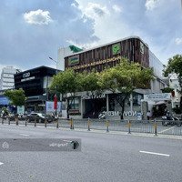 Dòng Tiền 7.2 Tỷ/Năm - Bán Nhàmặt Tiềnnguyễn Văn Trỗi Pn.diện Tích20X35M - Cn 666M2 - 3 Tầng - Giá Bán 300 Tỷ