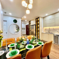 Bán Căn Hộ 176M2, 4 Ngủ Tạitrung Tâm Thương Mạitsq, Mỗ Lao, Hà Đông, 9 Tỷ Để Lại Full Nội Thất