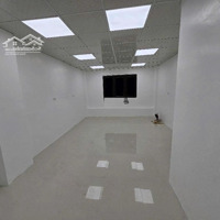 Bán Nhà Phúc Diễn - 40 M2 Mt3M - Ở Ngay - Đường 9M Ô Tô Tránh Giá Bán 2.250 Tỷ