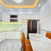 Giá Bán 4 Tỷ 150. Ngộp Tiền Bán Gấp Nhà Chiến Thắng, Phú Nhuận. Gần Chợ Nguyễn Đình Chiểu