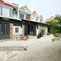 Bán Nhà 1 Triệuệt Lầu 3P Ngủ Gần Siêu Thị Go Đông Hòa Dĩ An 77M2 Hẻm 6M Thông