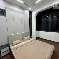 Nhà Đẹp Ở Luôn Tây Sơn, Đống Đa 25m, 5 tầng, mt 3.4m, giá 5.35 tỷ.