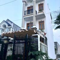 Bám Nhà Huỳnh Thị Hai, 95m2, 4 Tầng,xinh lung linh, Đường Thông Thoáng, xe hơi ngủ trong nhà.