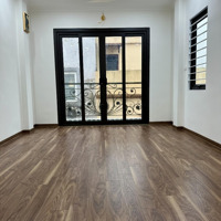 Bán Nhà Phố Nguyễn Chínhdiện Tích30M X 5 Tầng Xây Mới