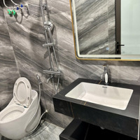 Bán Nhà Phố Nguyễn Chínhdiện Tích30M X 5 Tầng Xây Mới