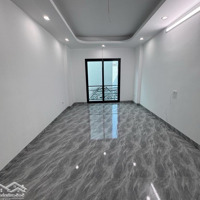 Bán Nhà Phố Hoàng Mai,Phân Lô Siêu Đẹp,Gần Phố, Ngõ To,Tiện Ích An Sinh Cao Chỉ 5.75 Đồng