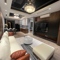 Bán Căn Hộ 3 Phòng Ngủ115M Tại Royal City Tầng Cao, View Thoáng, Full Nội Thất Sang Xịn!