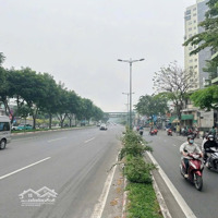 11,5 Tỷ Mặt Tiền Mặt Tiền Phạm Văn Đồng F 3 Gò Vấp , Gần Sân Bay Tân Sơn Nhất. Nhà 4 Tầng.