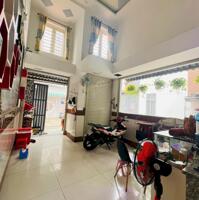 Nhà cực đẹp góc 2 mặt tiền 1 trệt 1 lửng 2 lầu đường 7m ô tô bon bon
