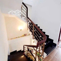 Nhà Bán Quận 7 -3 Tầng Mới Đẹp Xẻm Xe Hơi Chỉ Hơn 5 Tỷ
