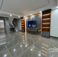 Bán Nhà Nguyễn Văn Cừ 35M2,7 Tầng, Kinh Doanh, Ô Tô Tránh, Dòng Tiền 30 Triệu,Thang Máy ,Hơn 11 Tỷ