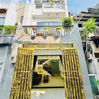 Lên Sóng Siêu Phẩm Chỉ 2Tỷ 960 Triệu Do Đang Kẹt Tiền Ngay Đường Nguyễn Tiểu La , Phường 8 , Quận 10 ,