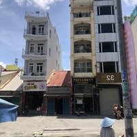 Bán Nhà 28 Đề Thám, Quận 1. Mặt Tiền Dài 2 Xe Hơi Đậu
