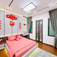 Bán nhà mới tinh 42m 4tầng MT3,9m 9tỷ Xuân Thủy Dịch Vọng Cầu Giấy Xây mới Trung tâm quận.