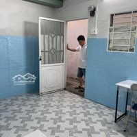 Cho Thuê Phòng Sát Bên Đại Học Công Thương. Giá Tốt Cho Sinh Viên
