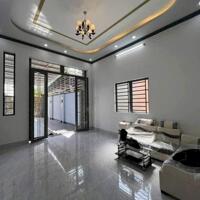 Bán Nhà Cấp 4 mới xây sữa lại toàn bộ - dt 104m2 - KCN Phong Phú Bình Chánh