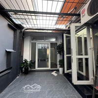 Bán Tập Thể Duplex 2T, 85M2, Khu Vực Tân Mai, 3 Ngủ, Có Sân Chơi Rộng, 2 Mặt Ngõ, Nhỉnh 3,5 Tỷ