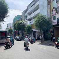 Cho Thuê Nhà Mặt Tiền Số 770B-770C Đường Sư Vạn Hạnh, Quận 10, 8X20M, Hầm Trệt 3 Lầu, 145 Tr/Th