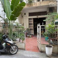 Chính Chủ Cần Bán Nhà Đường Lương Sử C, Đống Đa, 92M2, 3 Tầng, Ô Tô Vào Tận Nhà, Sổ Đỏ Chính Chủ