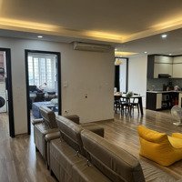 Bán Căn Hộ 110M2 * 3 Phòng Ngủở Đường Nguyễn Chí Thanh. Giá Hơn 6 Tỷ