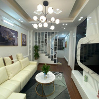 Cc Bán Nhà Mới 6T , Hoa Bằng, Cg, Vf3 Vào Nhà , Phân Lô, Ngõ Thông, Cách 20M Nhà Ra Phố Chỉ 8 Tỷ