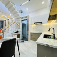 Chính Chủ Bán Nhà Giá Bán 3 Tỷ 800 Đường Hoàng Bật Đạt P15 Tân Bình. Sổ Riêng,Diện Tích45,9M2. Liên Hệ: 0902631003
