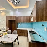 Bán Nhà Hẻm Kinh Doanh Lê Văn Sỹ, Q3 Gần Chùa Pháp Hoa Nội Thất Cơ Bản Chỉ Việc Vào Ở Giá Bán 2Tỷ550