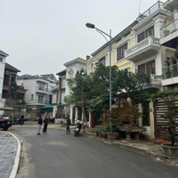 Bán Gấp Bt Thành Phố Giao Lưu Diện Tích 200M2 Nhỉnh 60 Tỷ