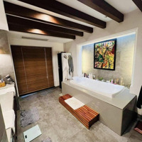 Bán Nhà View Hồ, Mặt Phố Hoàng Cầu, 2 Thoáng, Nở Hậu 270 M X 5 Tầng, 128 Tỷ