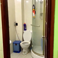 Chính Chủ Bán Nhà 216/54, Hòa Hưng, Quận 10. Diện Tích: 4.35M*10.5M. Cn: 45.68 M2. 2 Tầng. Giá Bán 4.99 Tỷ Tl