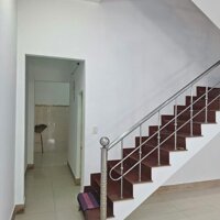 Bán nhà mặt tiền Hòa Minh 3, gần Biển, DT 72m2 nhà 2 tầng giá 3,98 tỷ
