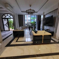 Bán Nhà Biệt Thự Đường Bạch Mã - Cư Xá Bắc Hải , P15, Quận 10 8X25M, 200M2, Hầm 3 Lầu Sân Thượng