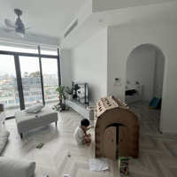 Cho Thuê Căn Hộ 2 Ngủ 2 Vệ Sinhfull Đồ Tại Sun Grand City Thụy Khuê, Nhà Đẹp, Chủ Nhà Dễ Thương