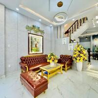 Gấp Gấp bán siêu phẩm nhà HXH 10m đường Hồ Biểu Chánh. Quận phú nhuận. Giá 4tỷ2/58m2. Sổ hồng riêng