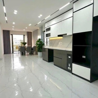 Chính Chủ Đang Cần Bán Gấp - Nhà Mặt Phố - Vỉa Hè Đá Bóng - Kinh Doanh Sầm Uất - 7 Tầng Thang Máy