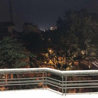 Chính Chủ Cho Thuê Nguyên Căn Nhà Mặt Phố Số 8 Phố Sơn Tây Phù Hợp Kinh Doanh Quán Ăn, Văn Phòng