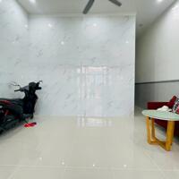 Bán nhà cấp 4 đẹp, rộng 104m2 gần chợ Tân Mai, Tp. Biên Hòa.