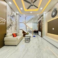 Bán Nhà Trần Nhân Tôn P2 Q10.Diện Tích61,74M2 Giá Bán 3Tỷ190 Gần Trường Thpt An Ninh. Đang Cho Thuê 26 Triệu
