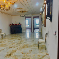 Bán Tòa Nhà Mặt Phố Đại Cồ Việt 195M 9 Tầng Hầm Ô Tô Full Pháp Lý Ngân Hàng Thuê Dài Hạn
