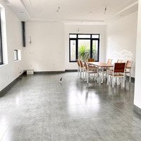 Biệt Thự Phân Lô Vip Hàng Xóm Global City Giá Chỉ Nhỉnh 80 Triệu/M!