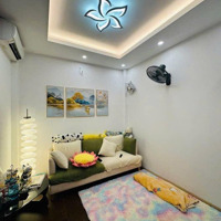 Bán Nhà Phố Cổ Nhuế , 54M2 , 5 Tầng , Lô Góc Ngõ Thông , 7 Phòng Cho Thuê , Giá Bán 8,3 Tỷ . Btl