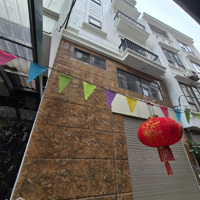 Bán Nhà Riêng Chợ Văn Điển, Thanh Trì, Hà Nội, Giá Ưu Đãi 7,3 Tỷ, Diện Tích: 50M2, Mt5,3M. Liên Hệ: 0912002552