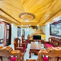 Biệt Thự 2 Mặt Tiền Sở Hữu Vị Trí Kim Cương!

Nội Dung:
 Căn Biệt Thự Đẳng Cấp Dành Cho Chủ Nhâ