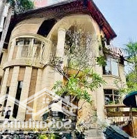 Ngộp ! Bán Nhà Góc 2Mt Nguyễn Văn Trỗi_Phú Nhuận ( 15 X 15M ) Hđt 165 Triệu/Tháng_Chỉ 40 Tỷ Tl