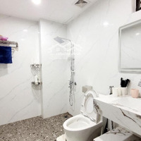 Bán Nhà Rđường Tư Đình, Long Biên, Hà Nội, Giá Tốt, 42M2 Xây 6 Tầng . Thang Máy . Ô Tô 9,5 Tỷ